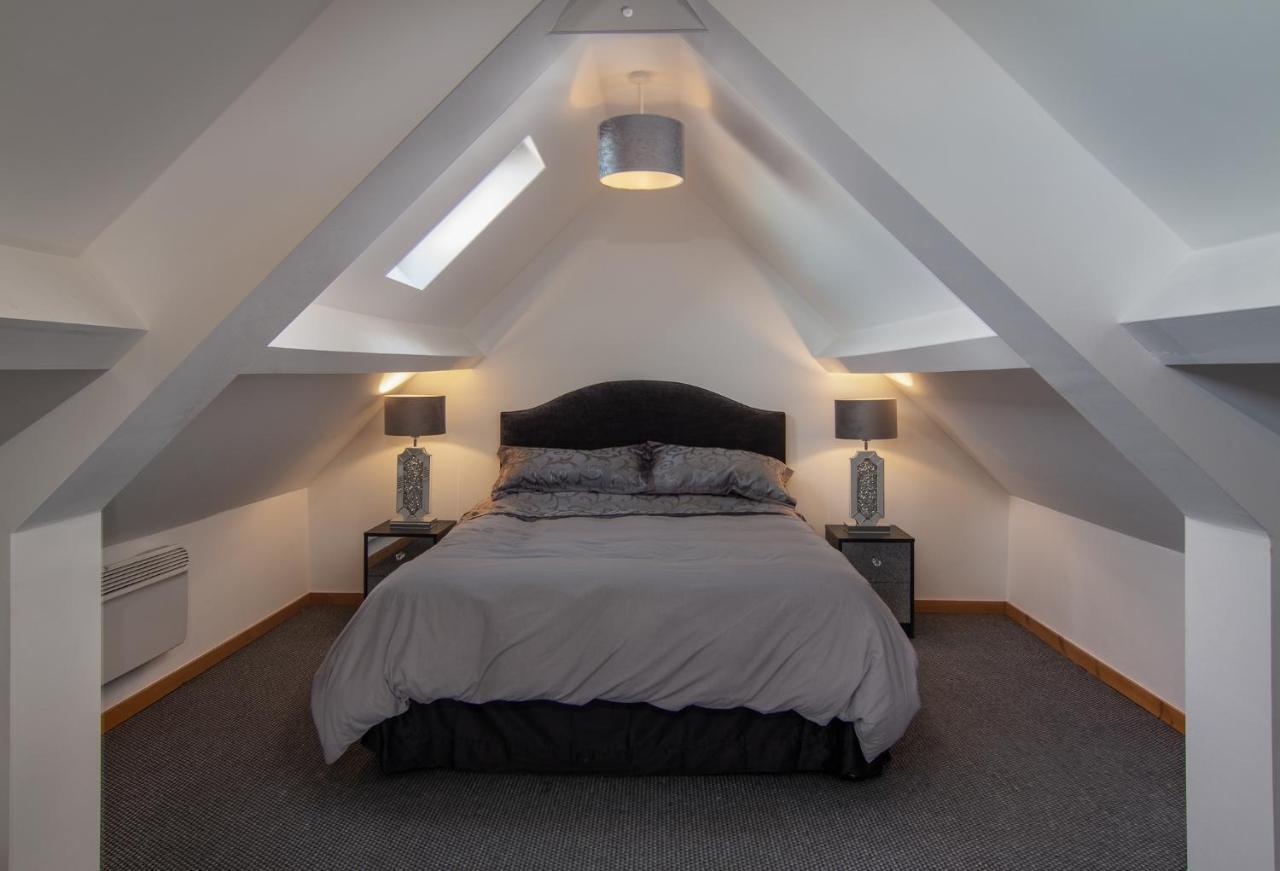 Stunning Church Conversion Close To The Tower Blackpool Luaran gambar